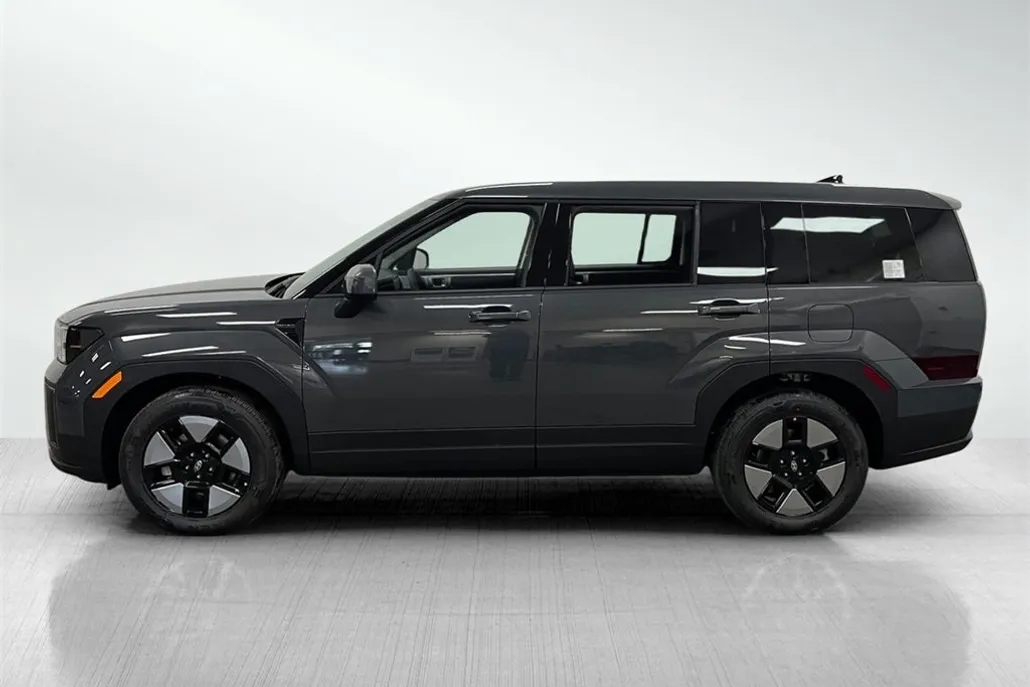 2026 Hyundai Santa Fe SE photo 1