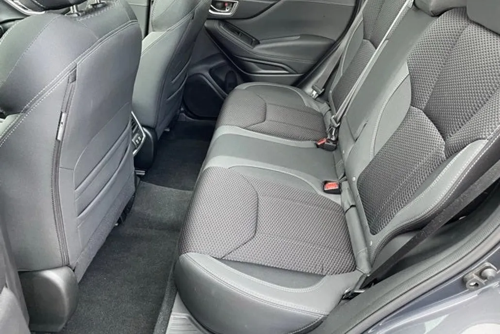 2024 Subaru Forester Premium photo 1