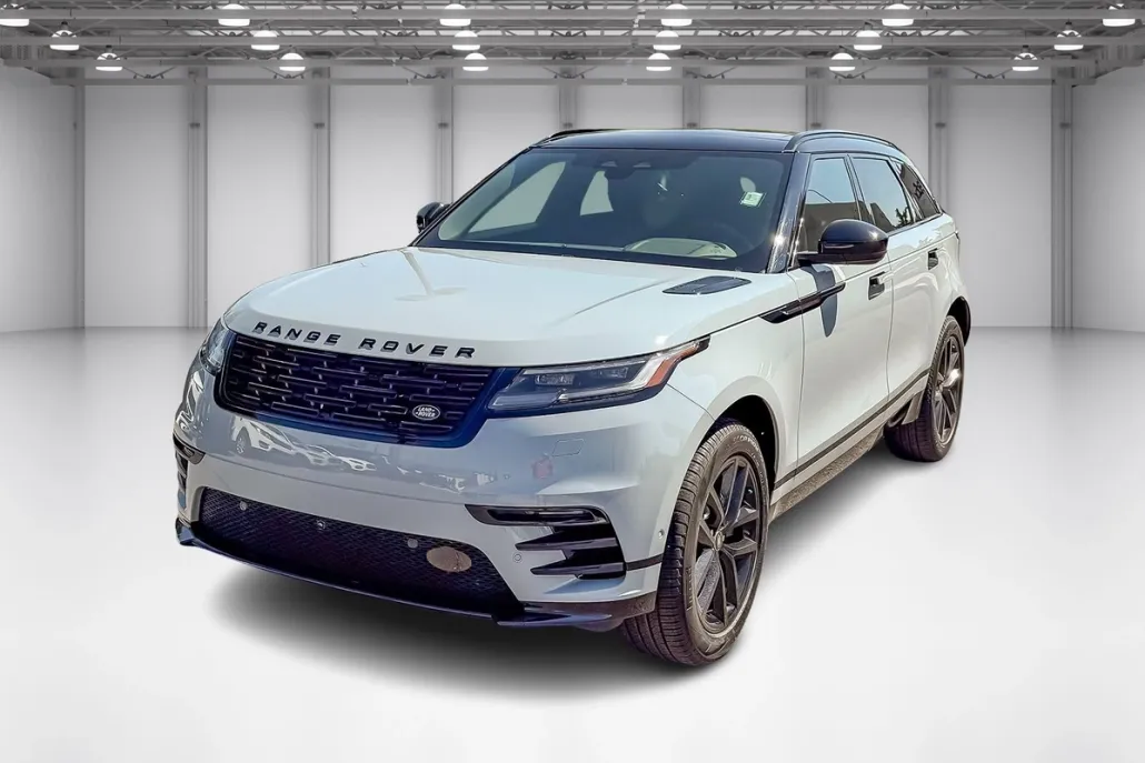 2026 Land Rover Range Rover Velar SE photo 1