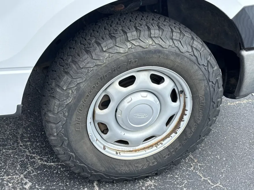 2014 Ford F-150 XL photo 1