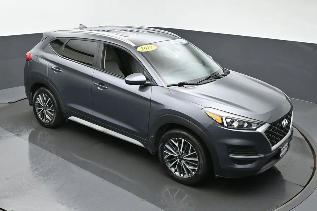 2019 Hyundai Tucson SEL photo 1