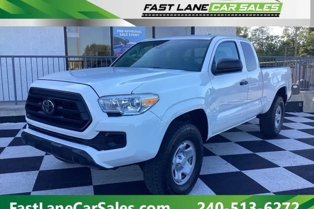 2023 Toyota Tacoma SR photo 1
