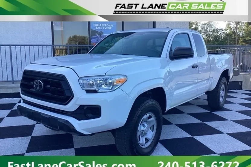 2023 Toyota Tacoma SR photo 1