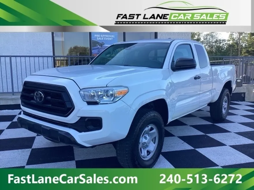 2023 Toyota Tacoma SR photo 1