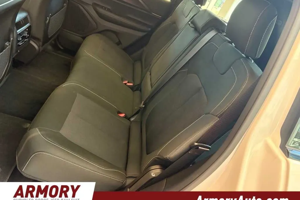 2025 Jeep Grand Cherokee Laredo X photo 1