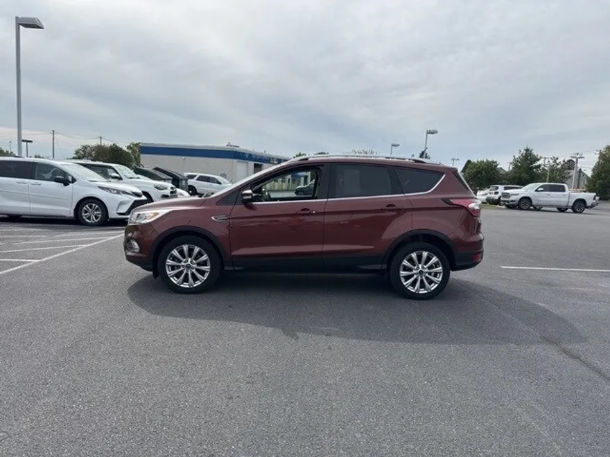 2018 Ford Escape Titanium photo 1