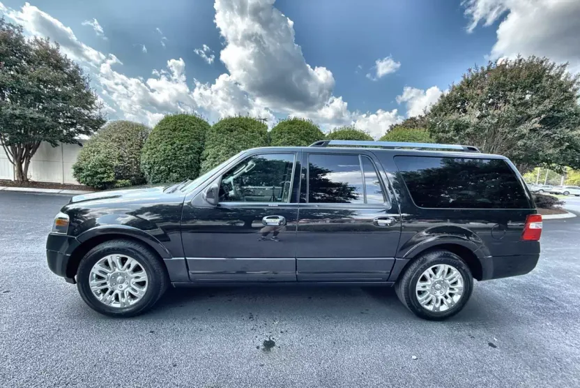 2013 Ford Expedition EL Limited photo 1