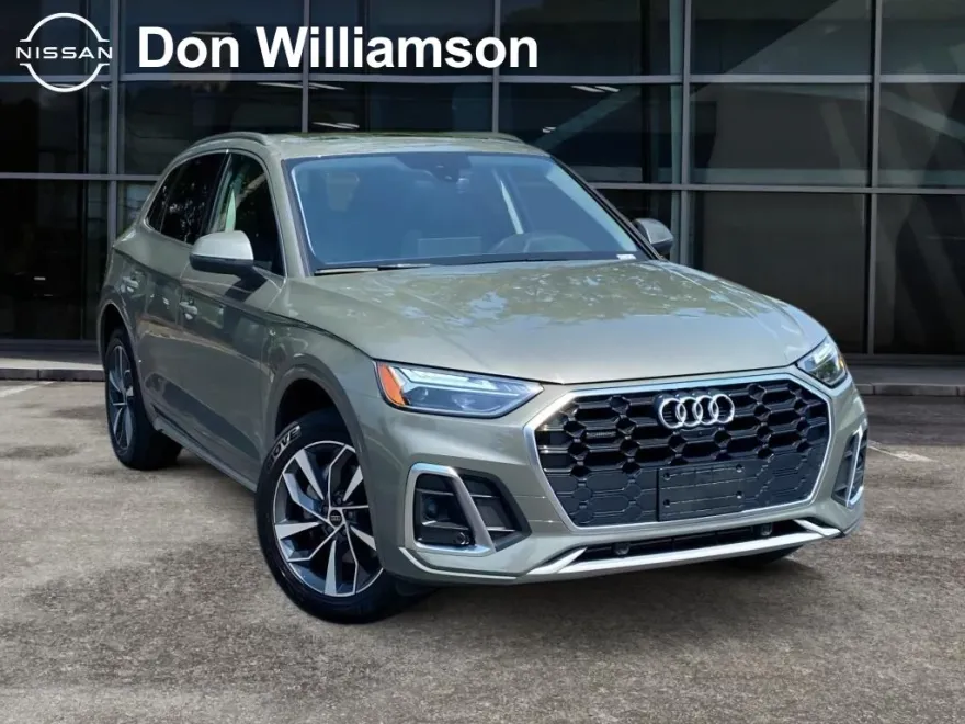 2024 Audi Q5 S line Premium Plus photo 1