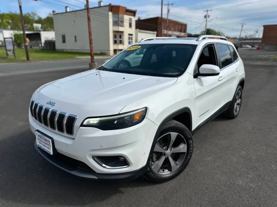 2019 Jeep Cherokee Limited photo 1