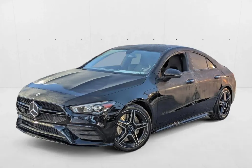 2023 Mercedes Benz CLA AMG 35 photo 1