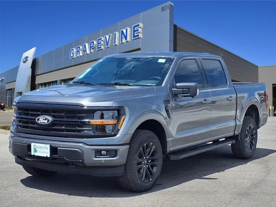 2025 Ford F-150 XLT photo 1