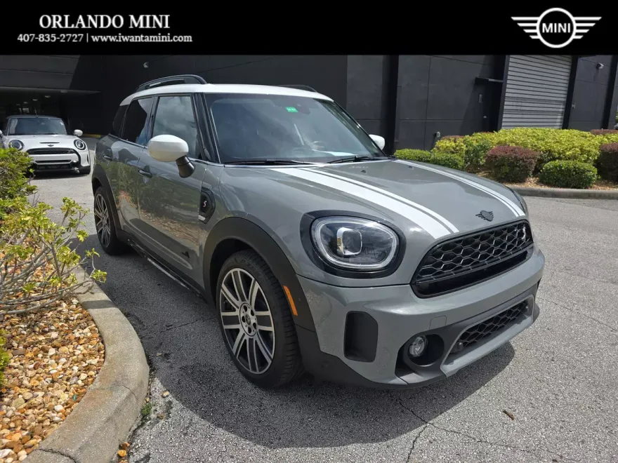 2023 Mini Countryman S ALL4 photo 1