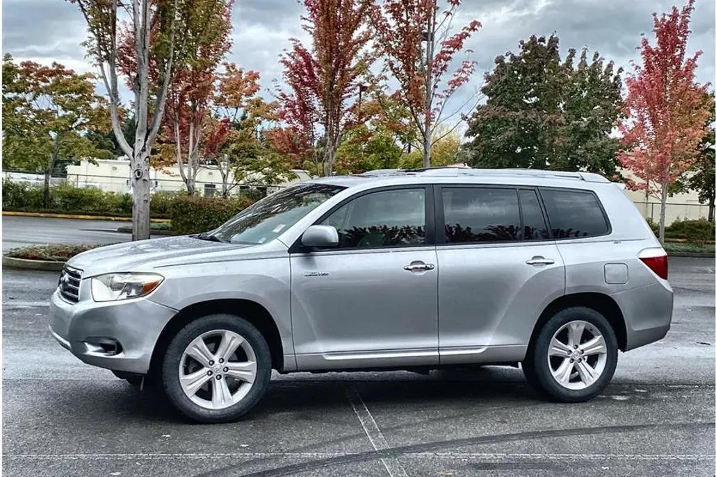 2009 Toyota Highlander Limited Sport photo 1