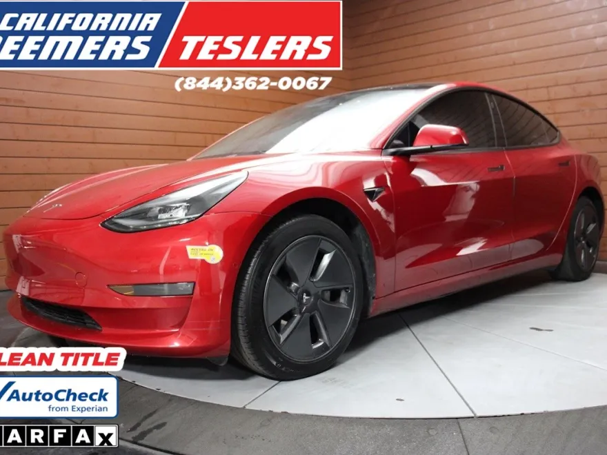 2022 Tesla Model 3 Long Range photo 1