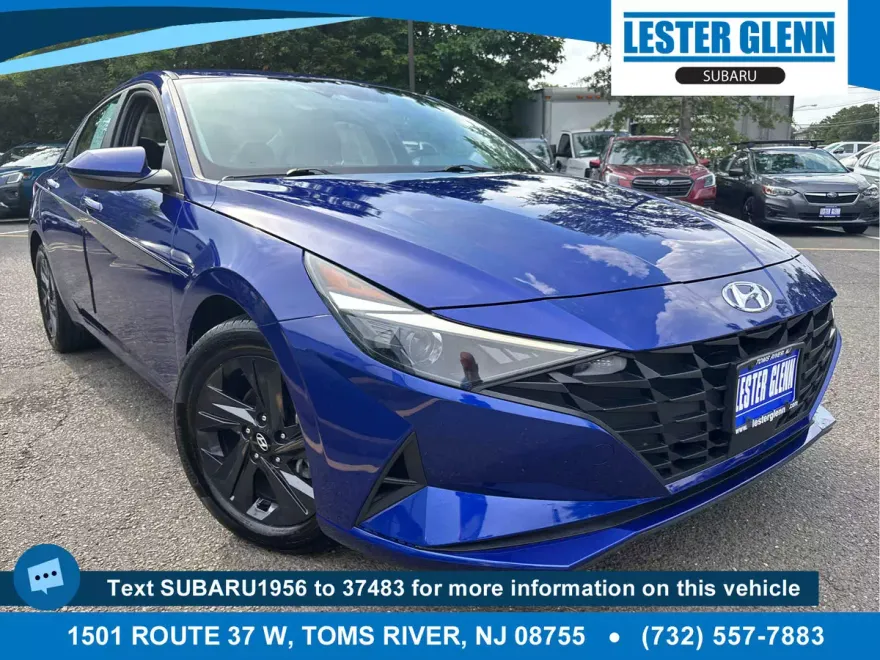 2022 Hyundai Elantra SEL Convenience photo 1