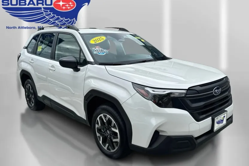 2025 Subaru Forester photo 1