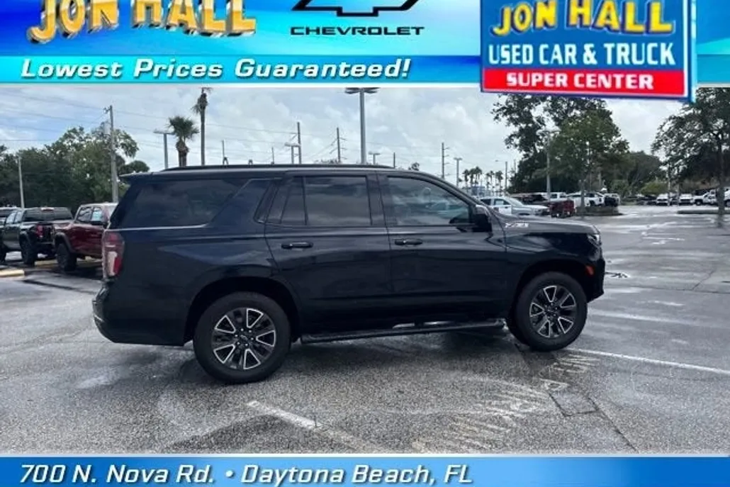2022 Chevrolet Tahoe Z71 photo 1