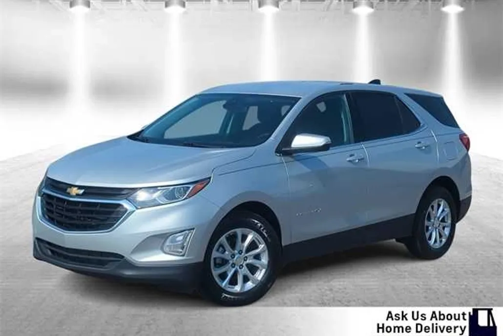 2019 Chevrolet Equinox LT photo 1