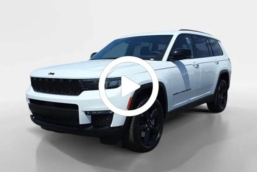 2025 Jeep Grand Cherokee Limited photo 1