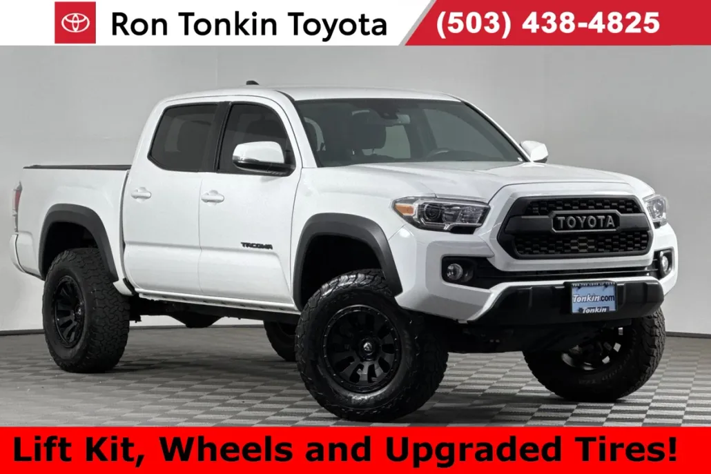 2021 Toyota Tacoma TRD Off-Road 4x4 photo 1