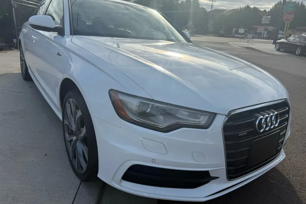 2013 Audi A6 3.0T Prestige photo 1