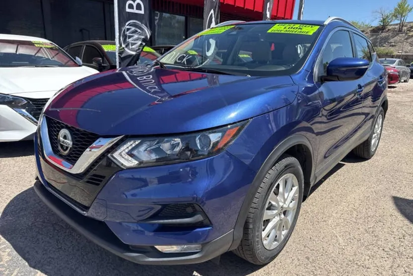 2022 Nissan Rogue Sport SV photo 1
