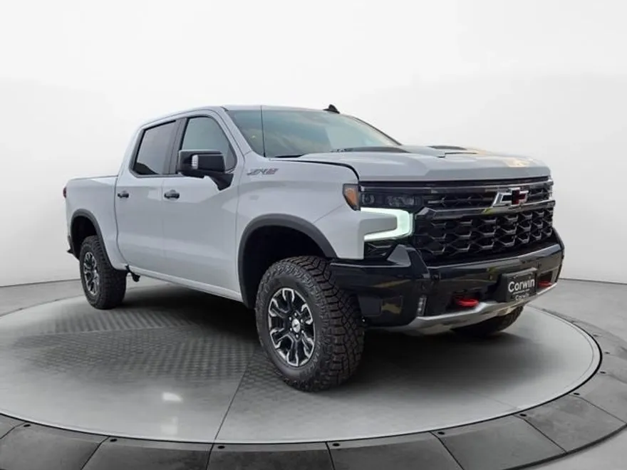 2025 Chevrolet Silverado 1500 ZR2 photo 1