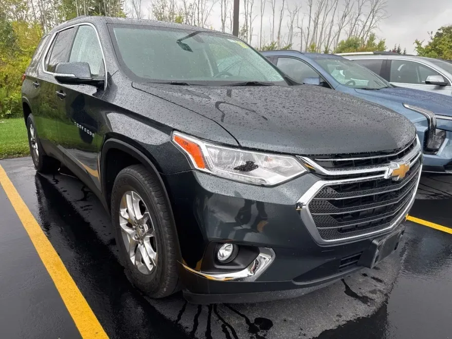 2018 Chevrolet Traverse Cloth 1LT photo 1