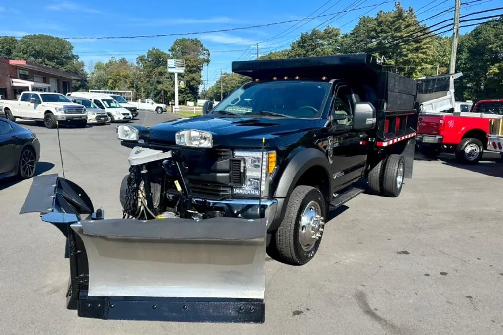 2018 Ford F-550 XL photo 1