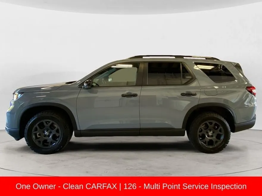 2025 Honda Pilot TrailSport photo 1