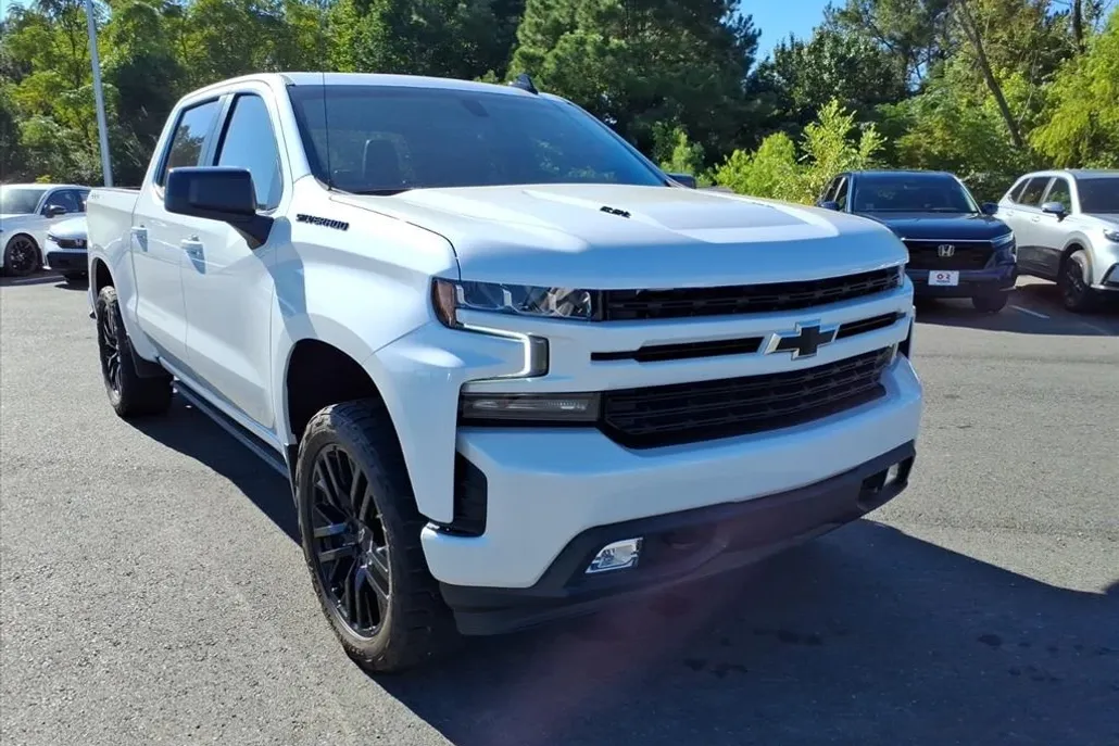 2021 Chevrolet Silverado 1500 RST photo 1