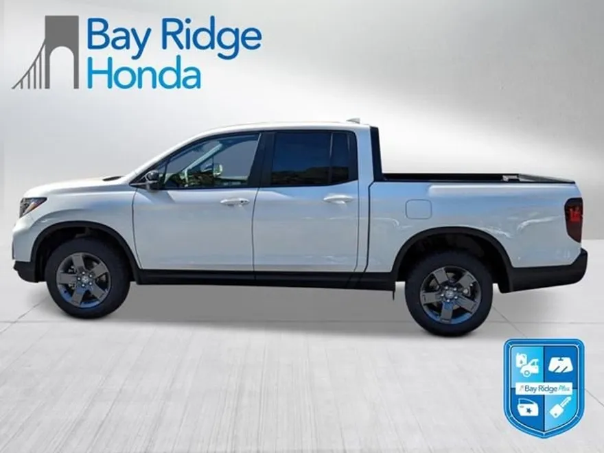 2025 Honda Ridgeline TrailSport photo 1