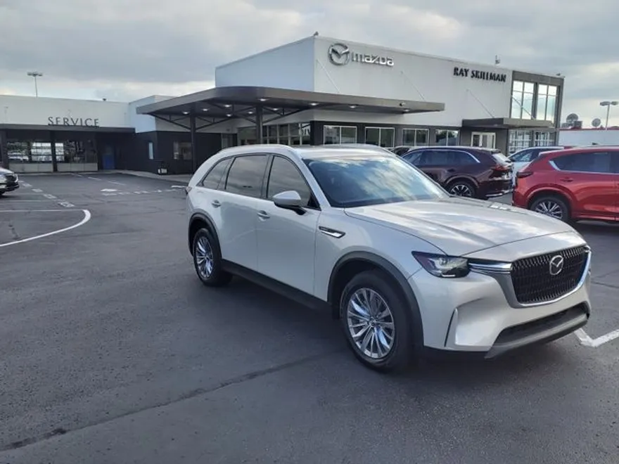 2024 Mazda CX-90 Preferred photo 1
