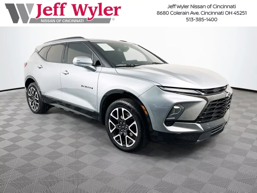2023 Chevrolet Blazer RS photo 1