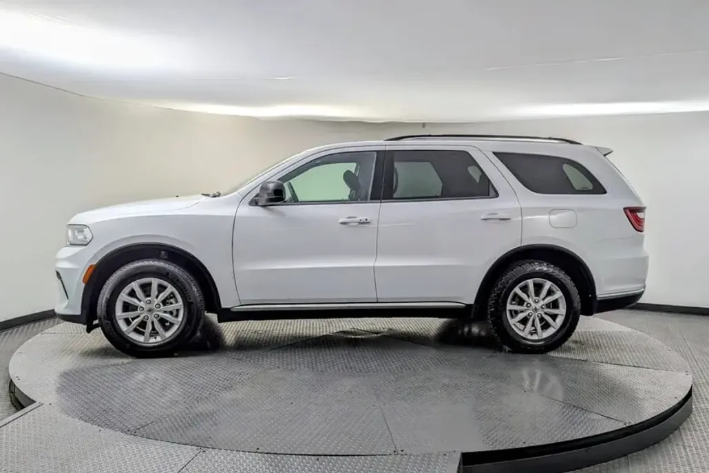 2024 Dodge Durango SXT photo 1