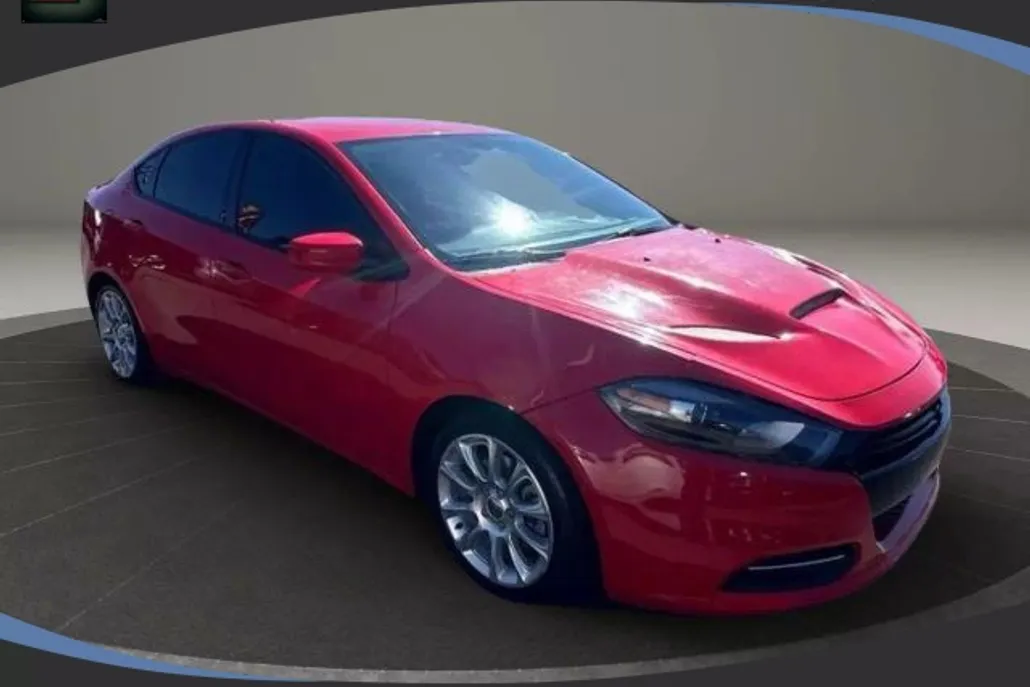2016 Dodge Dart SE photo 1