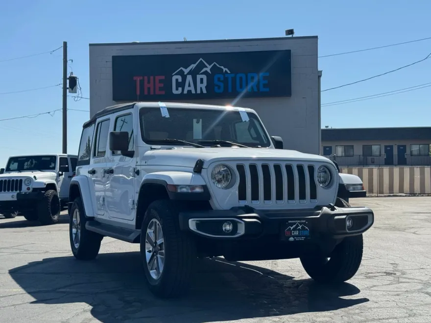 2022 Jeep Wrangler Unlimited Sahara photo 1