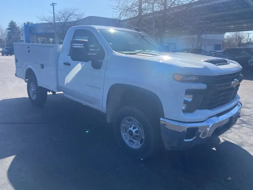 2024 Chevrolet Silverado 2500HD photo 1