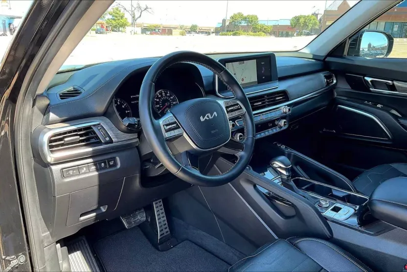 2022 Kia Telluride SX photo 1