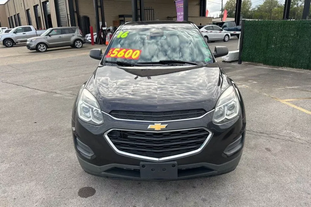 2016 Chevrolet Equinox LS photo 1