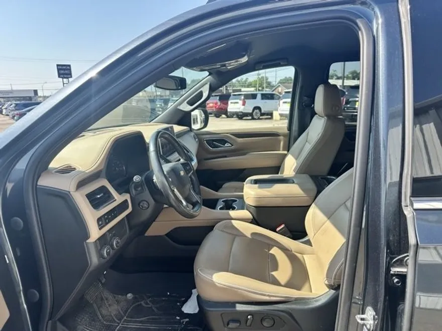 2021 Chevrolet Tahoe Premier photo 1