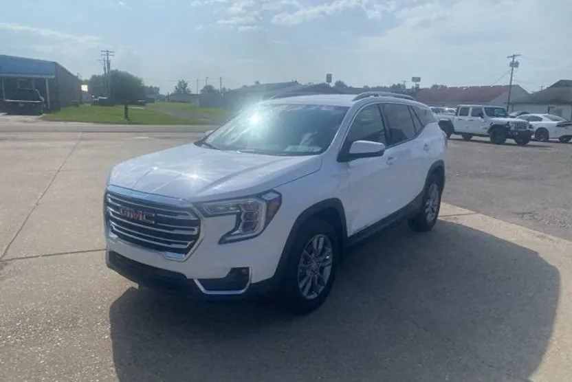 2024 Gmc Terrain SLT photo 1