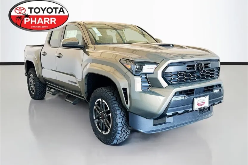 2025 Toyota Tacoma TRD Sport photo 1