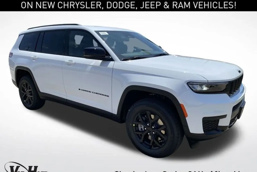 2025 Jeep Grand Cherokee Altitude photo 1