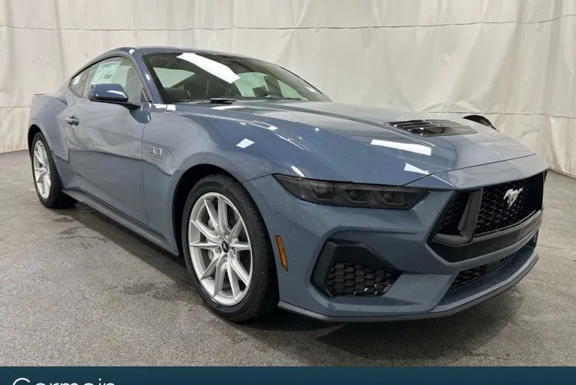2025 Ford Mustang GT Premium photo 1