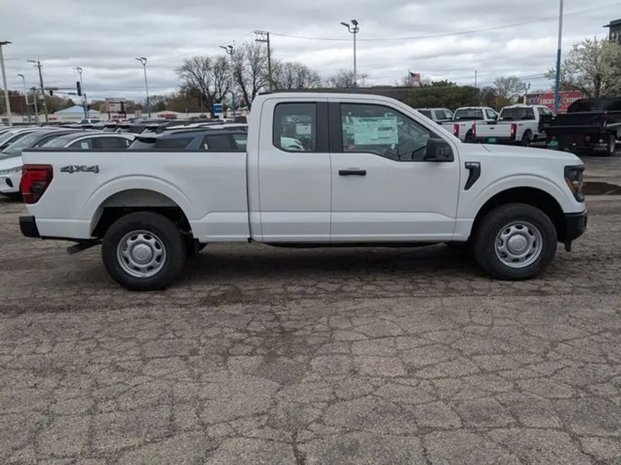 2025 Ford F-150 XL photo 1