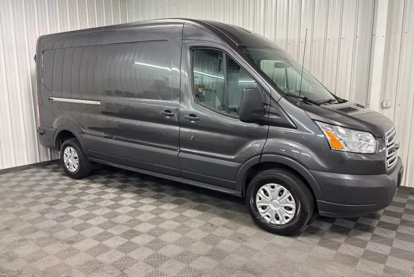 2017 Ford Transit Van photo 1
