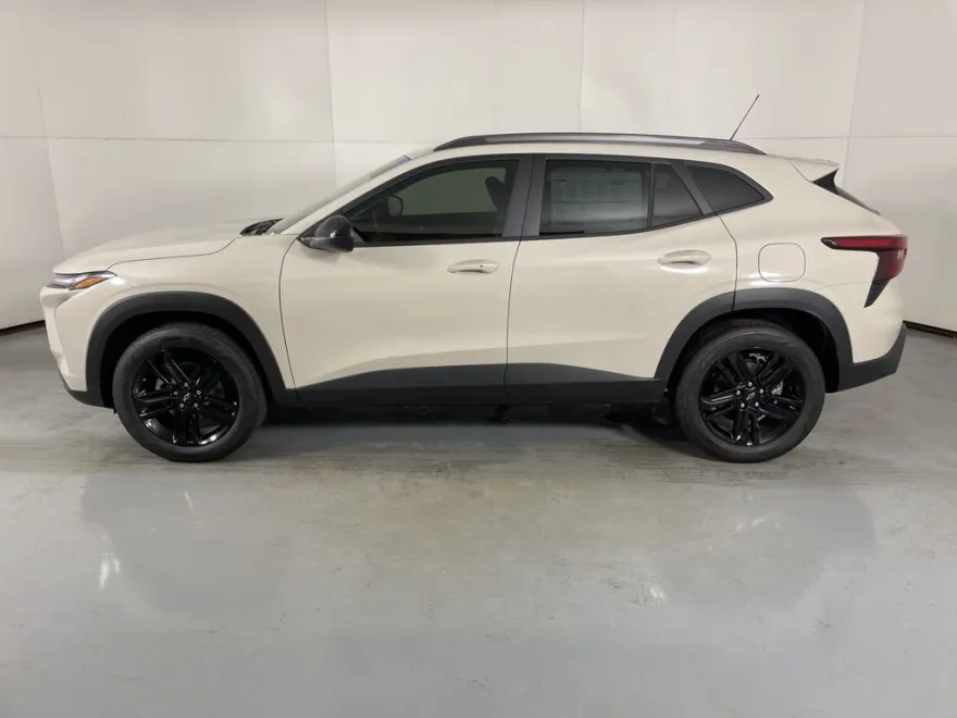 2026 Chevrolet Trax ACTIV photo 1