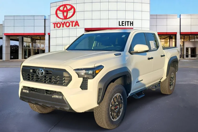 2024 Toyota Tacoma TRD Double Cab photo 1