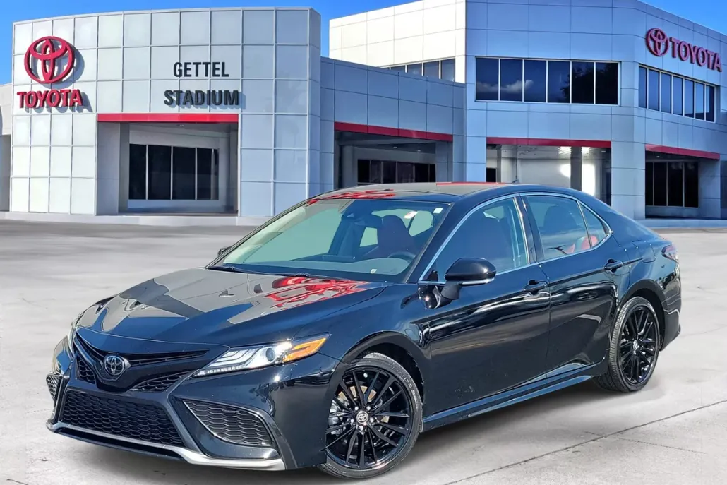 2023 Toyota Camry XSE photo 1